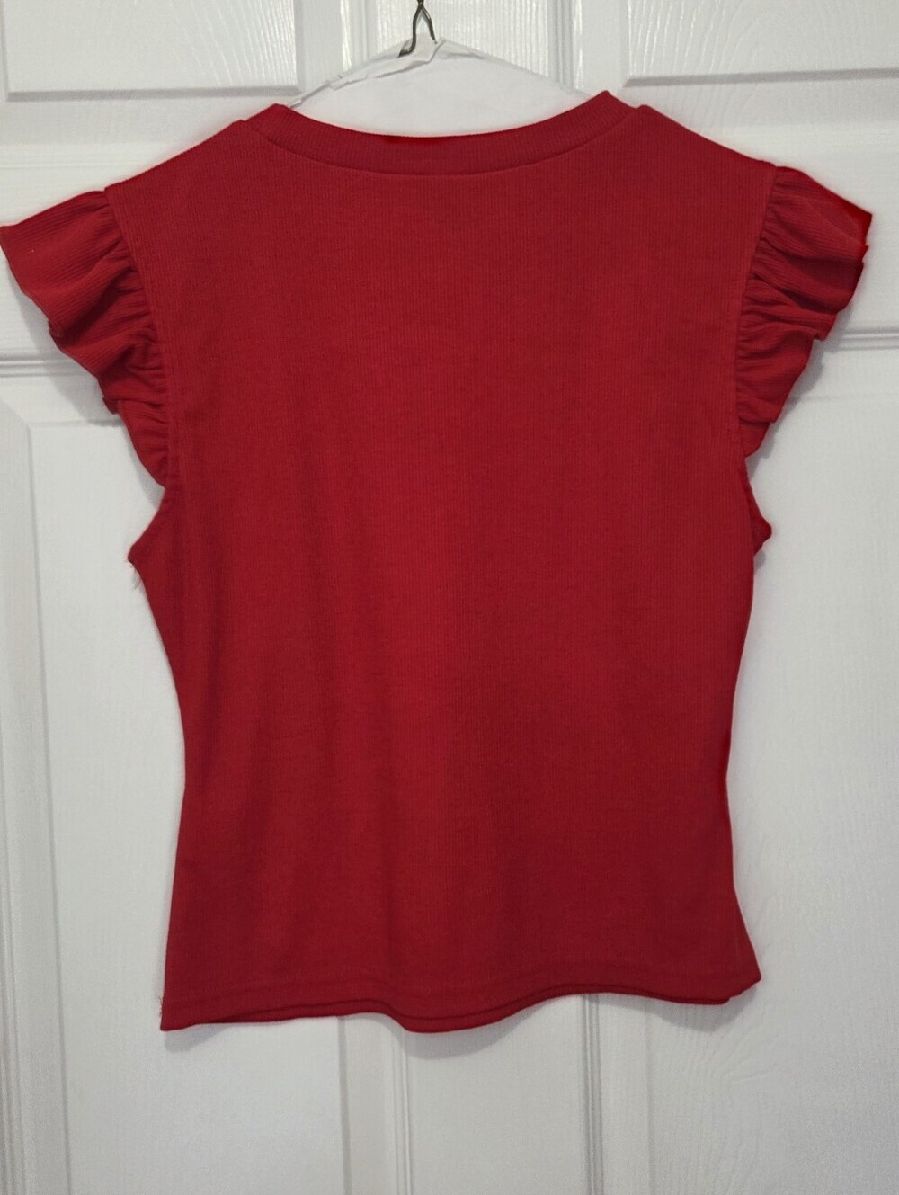 Women Red Ribbed Crewneck Flutter Sleeve Top Size Medium - Picture 2 of 5